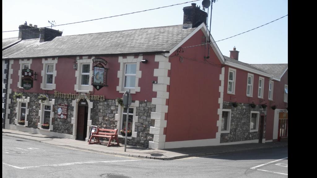 Fitzpatrick's Tavern and Hotel room 2